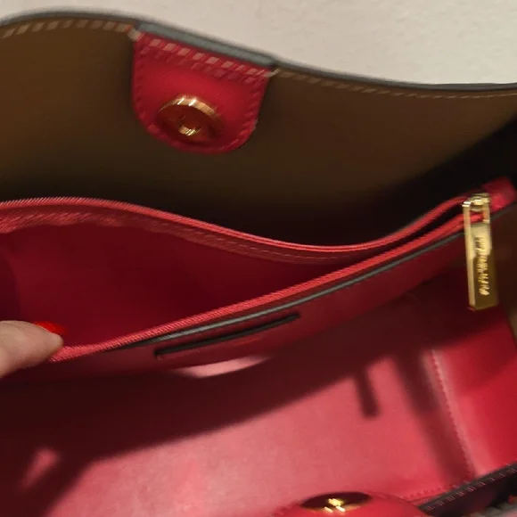 Michael Kors Fuchsia Leather Tote with Wristlet - Picture 5 of 8